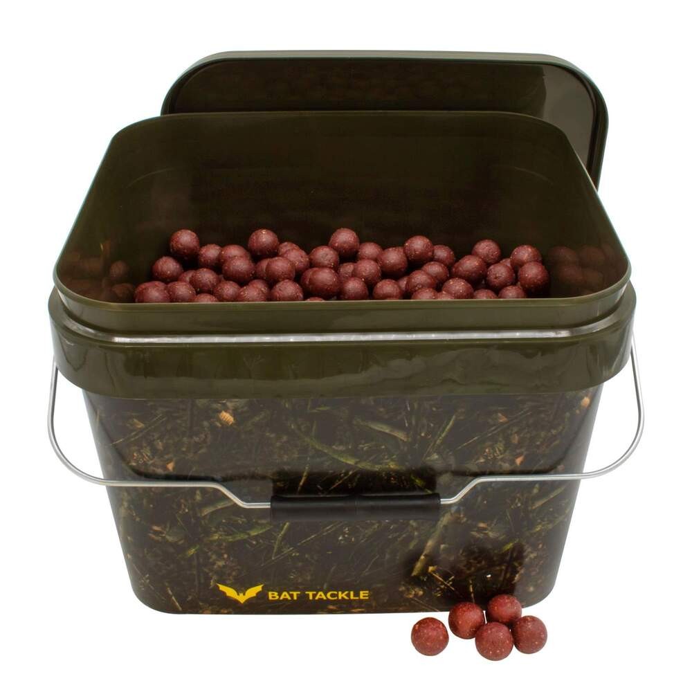 Bat Tackle B? Se Boilies I Realistric?  Spand 2 5kg Garlic   Robin Red   Boilies