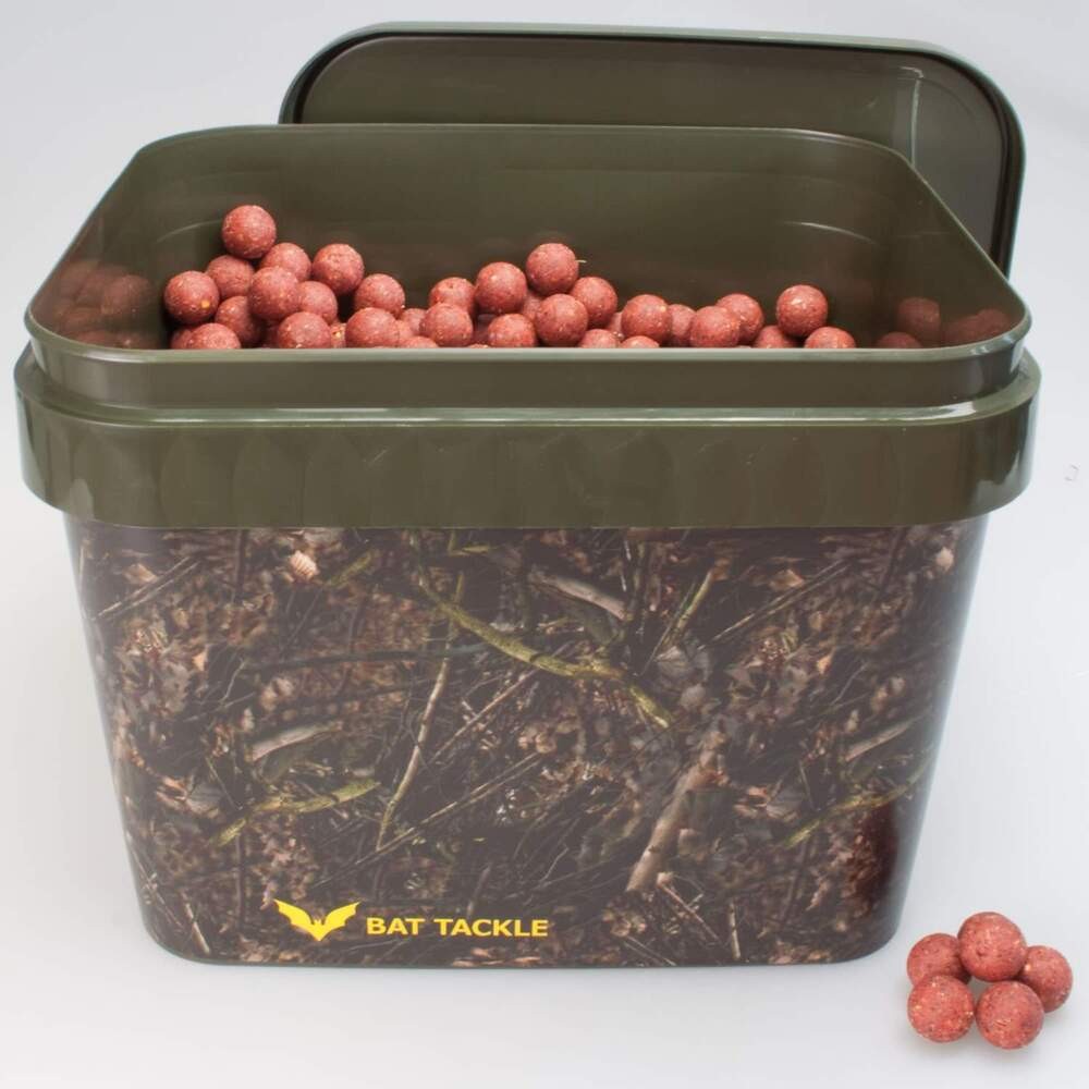 Bat Tackle B? Se Boilies I Realistric?  Spand 2 5kg Angry Strawberry   Boilies