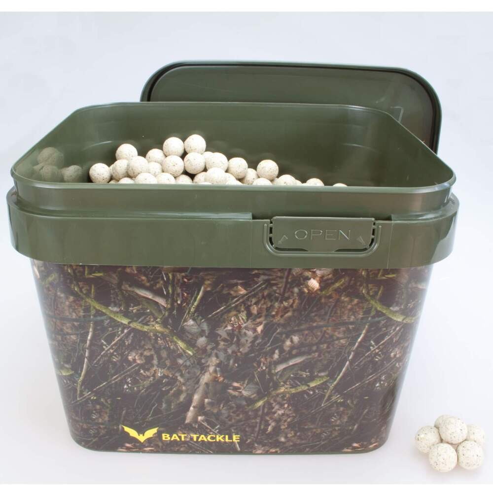 Bat Tackle B? Se Boilies I Realistric?  Spand 2 5kg Creamwhite Choclate   Boilies