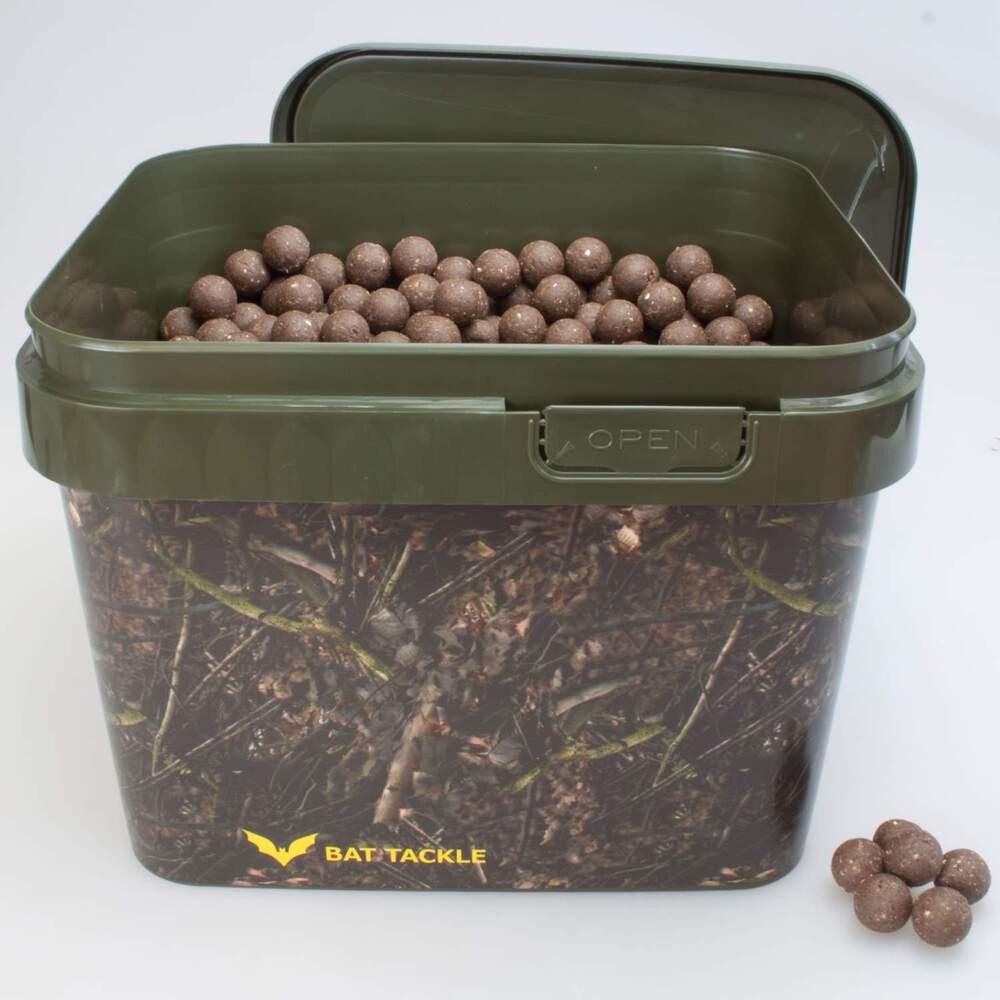 Bat Tackle B? Se Boilies I Realistric?  Spand 5kg Crab Monster   Boilies