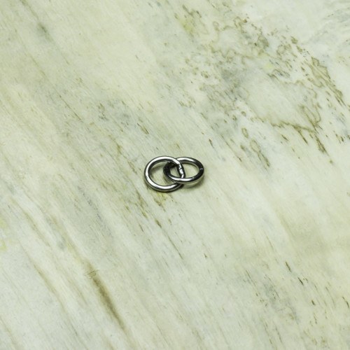 Grizzly Connected Welded Stainless Steel Ring 5x5mm